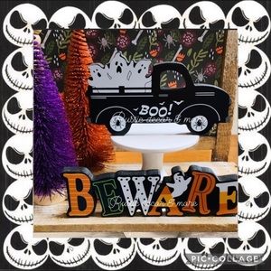 Halloween Black Truck & Scary Tier Tray Signs Set